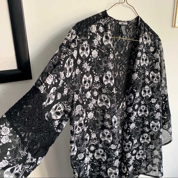 Hot Topic Skull Kimono *Last Day to Buy* - Picture 2 of 4